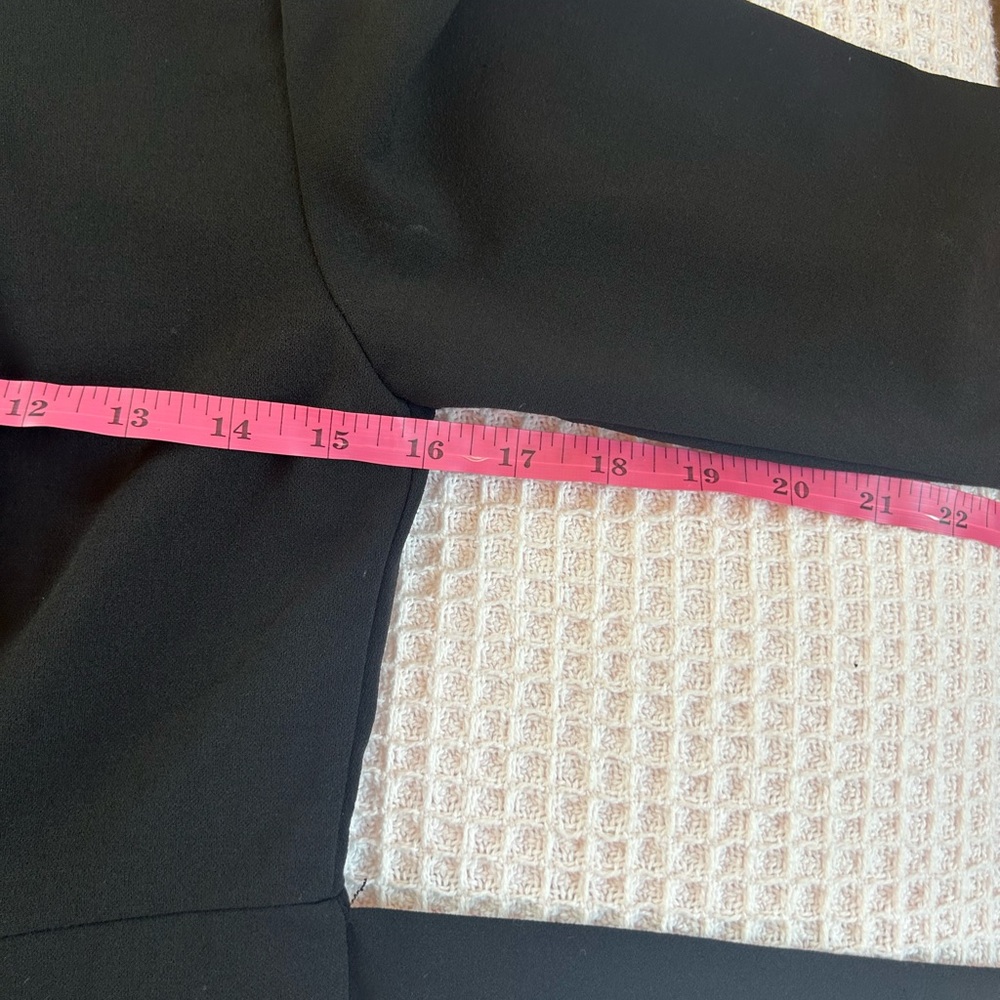 Love by Design black sophisticated chic midi dress ruched bodice and pockets M - Picture 7 of 8